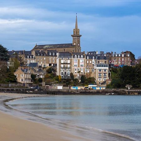 L'ÉCUME - Studio moderne avec grand balcon et place de parking Apartamento Dinard Exterior foto